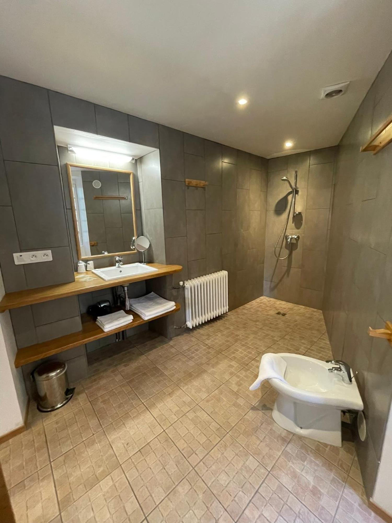 Hotel Vidal Ceret Exterior photo